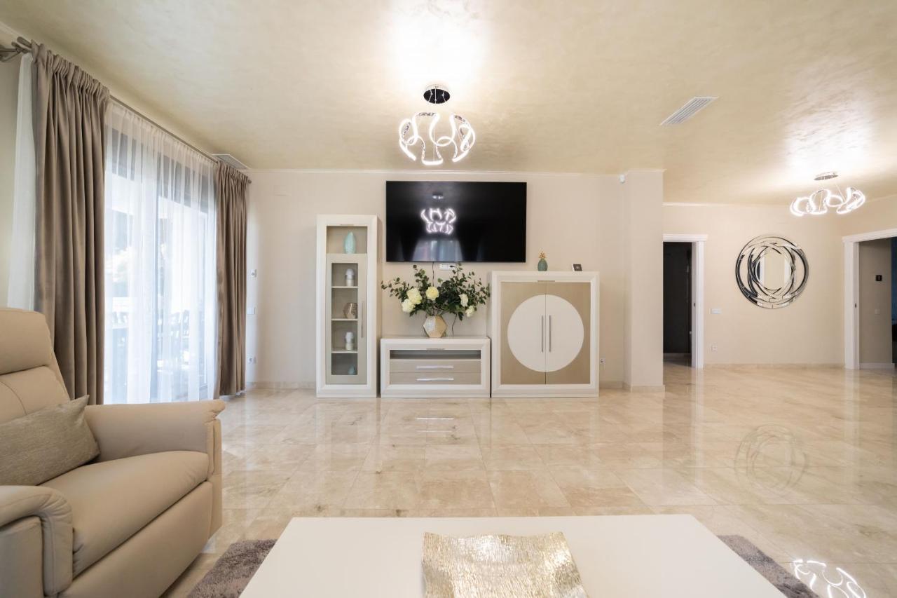 Willa Exclusive City, Beach & Golf Alicante